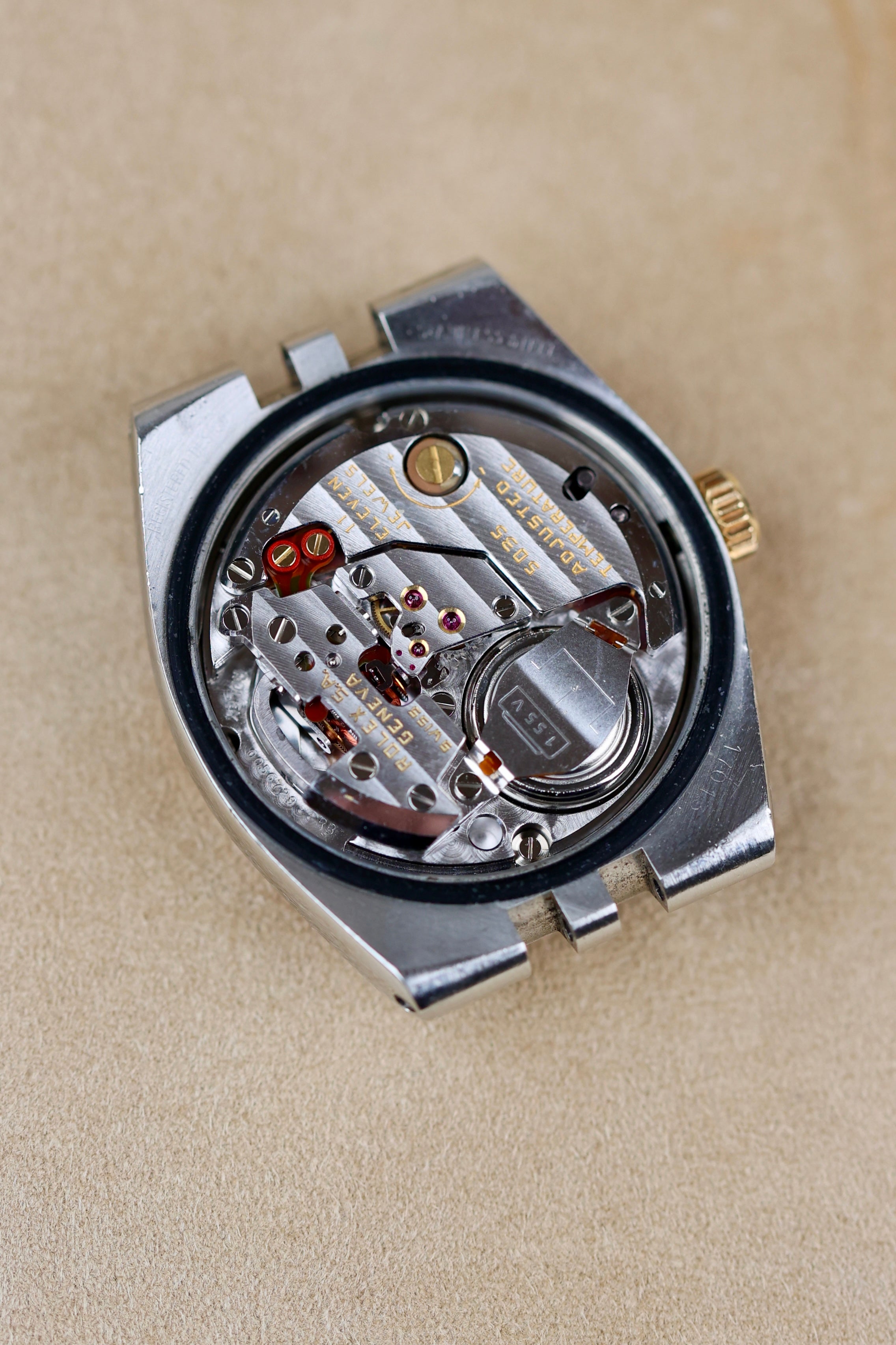 Oysterquartz 'Two-tone'