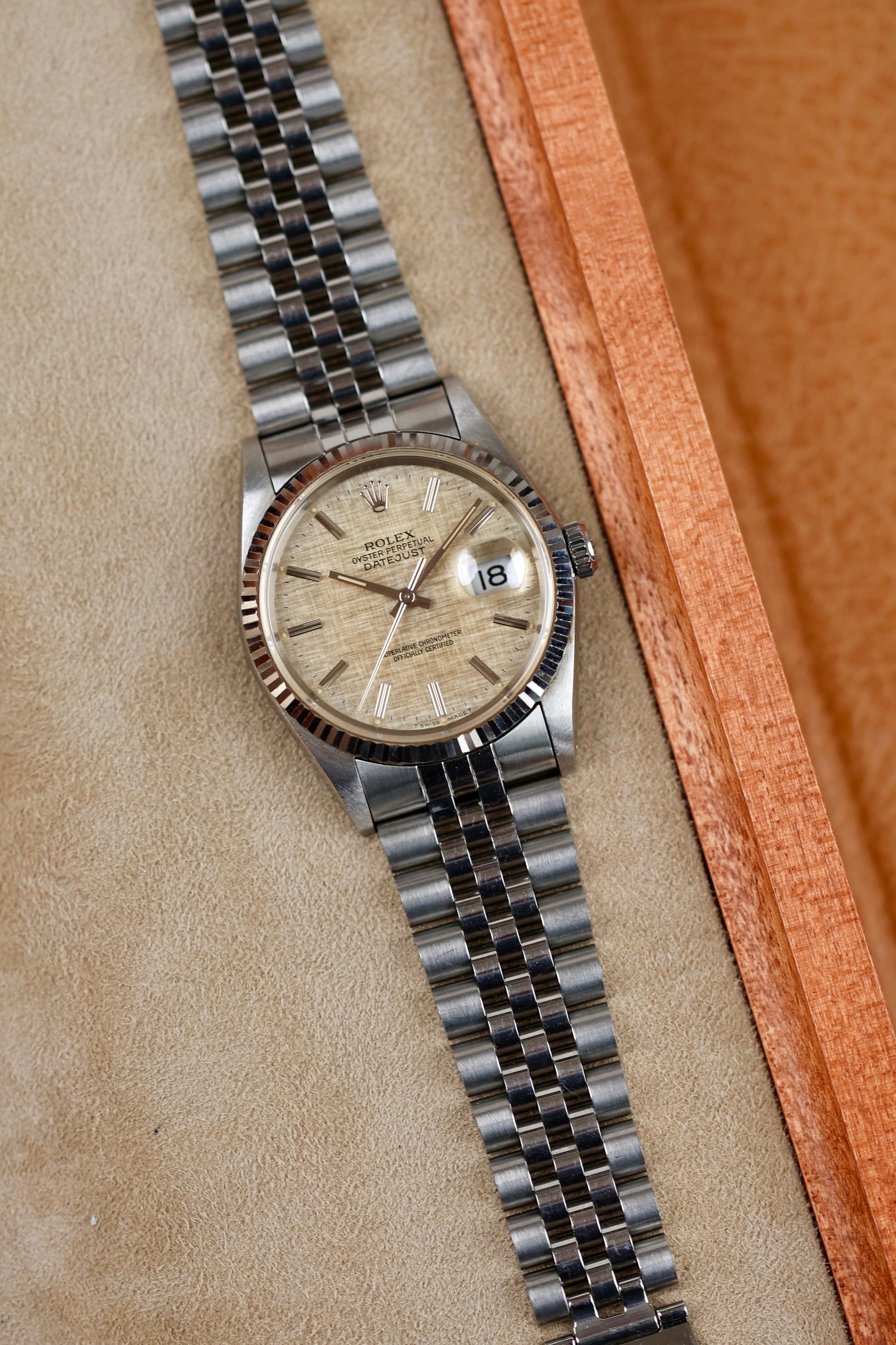 16234 'Patina Linen'