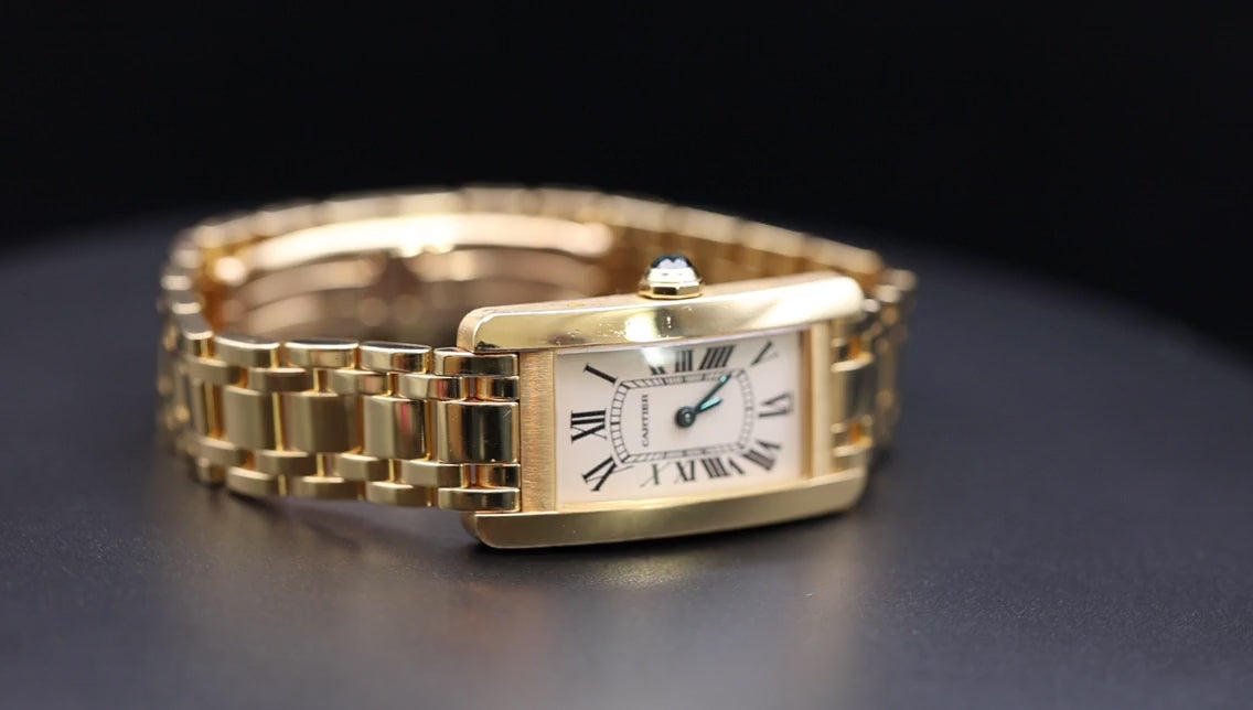 Load video: Américaine